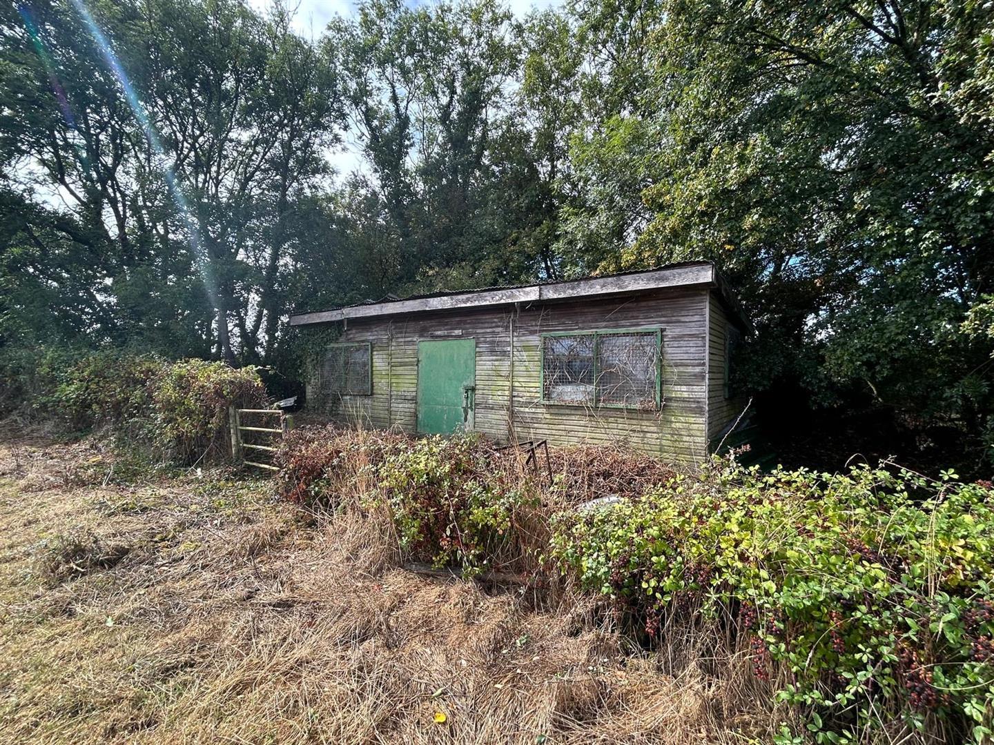 Property Image 27bc0619-92b8-404c-8e29-040bc6db1f65