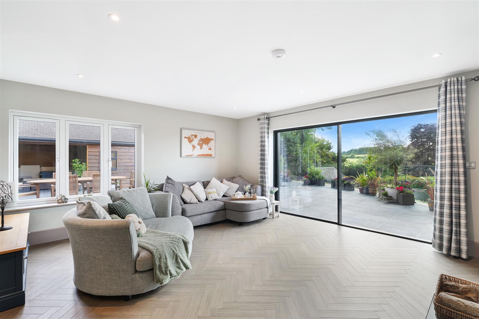 Property Image 27c0aee6-b0dd-478f-8358-67b5ac0ef29c