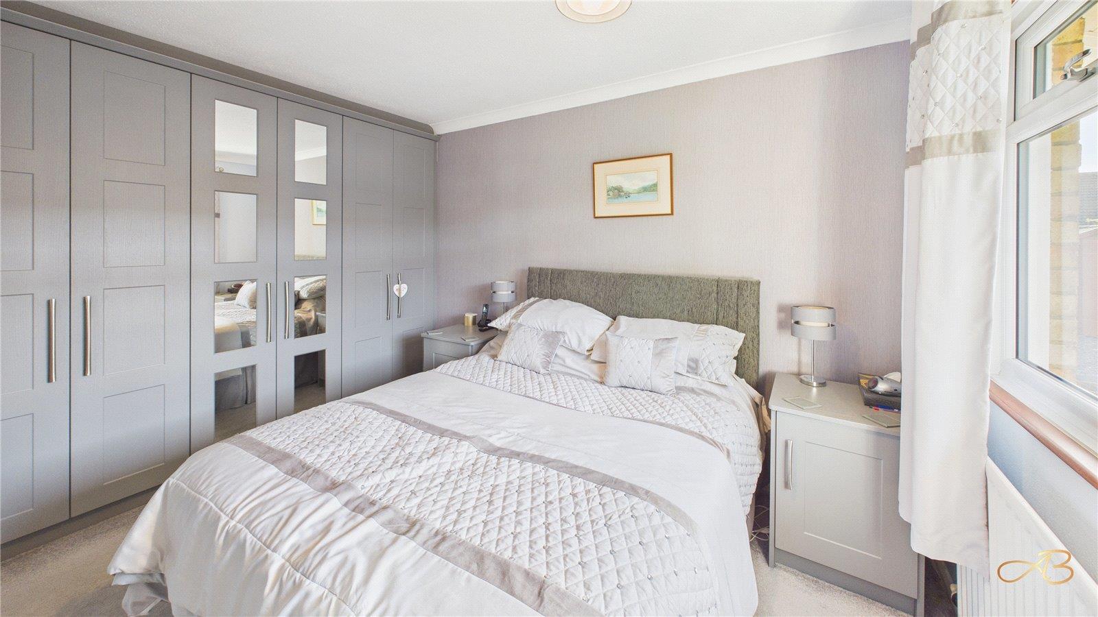 Property Image 27c5210b-5c12-49e3-94f1-5c9a58ed7a83