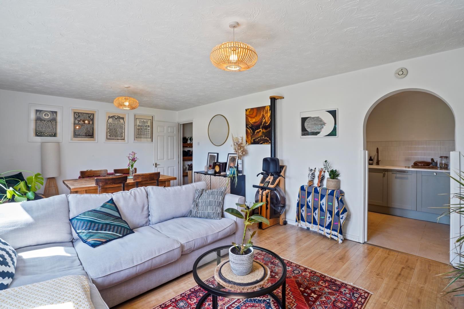 Property Image 27ca4da6-09f6-4209-b886-81d47cb08891