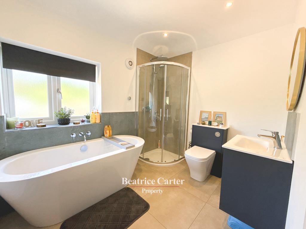 Property Image 27cd9ea2-a6c3-43aa-8815-90996b13a720