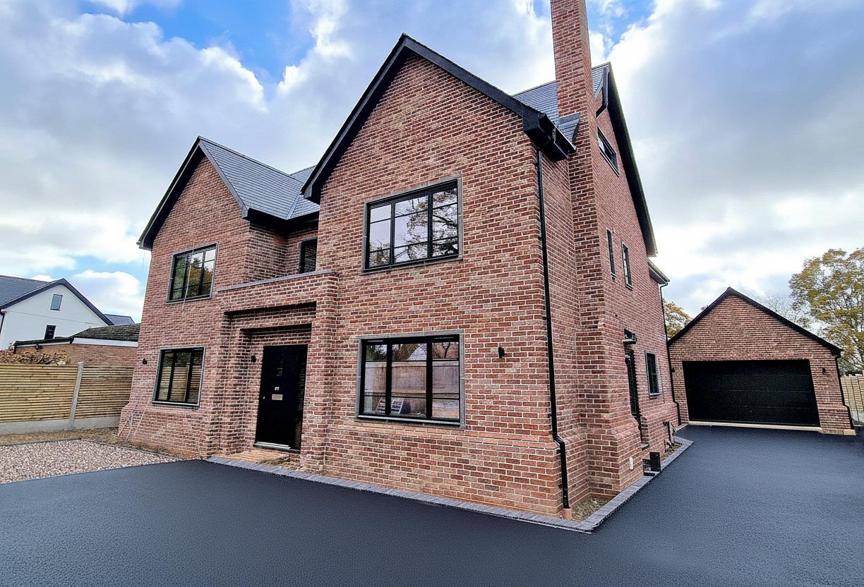 Property Image 27d10b3d-f28c-429a-9798-27b66cf720ee