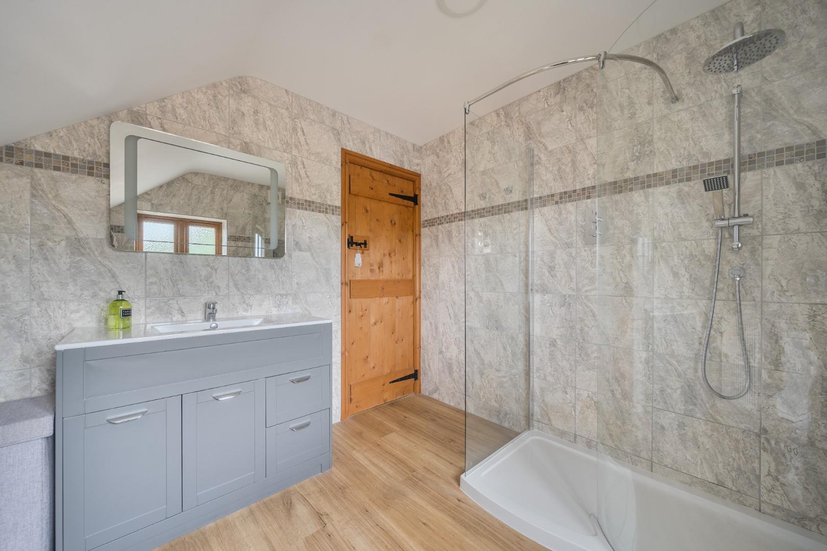 Property Image 27d446e6-4cc0-4ddf-910f-acdd2b5b9c0f