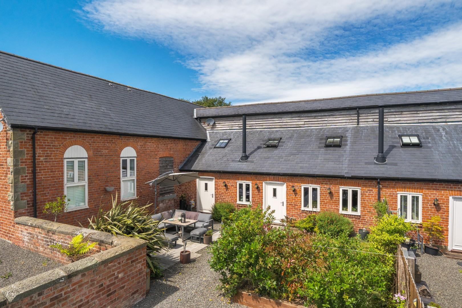 Property Image 27e4546e-9de7-4adb-920f-bb037884c1f5