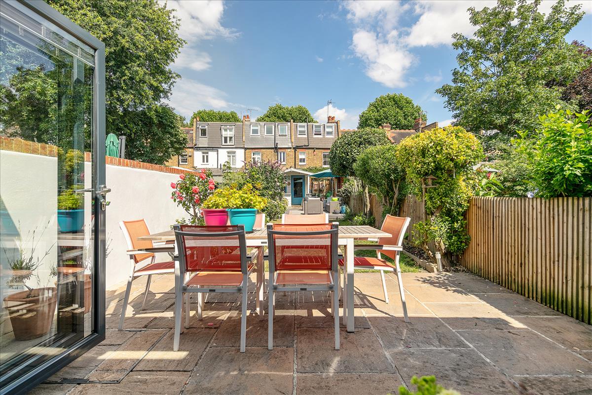 Property Image 27e5db35-1fbb-4e38-9229-25593fb3e28d
