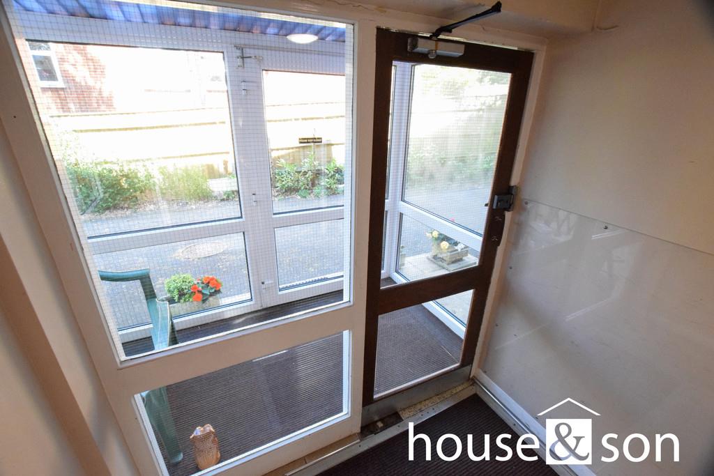 Property Image 27e6912e-5911-4a3a-9941-72ffd779e163