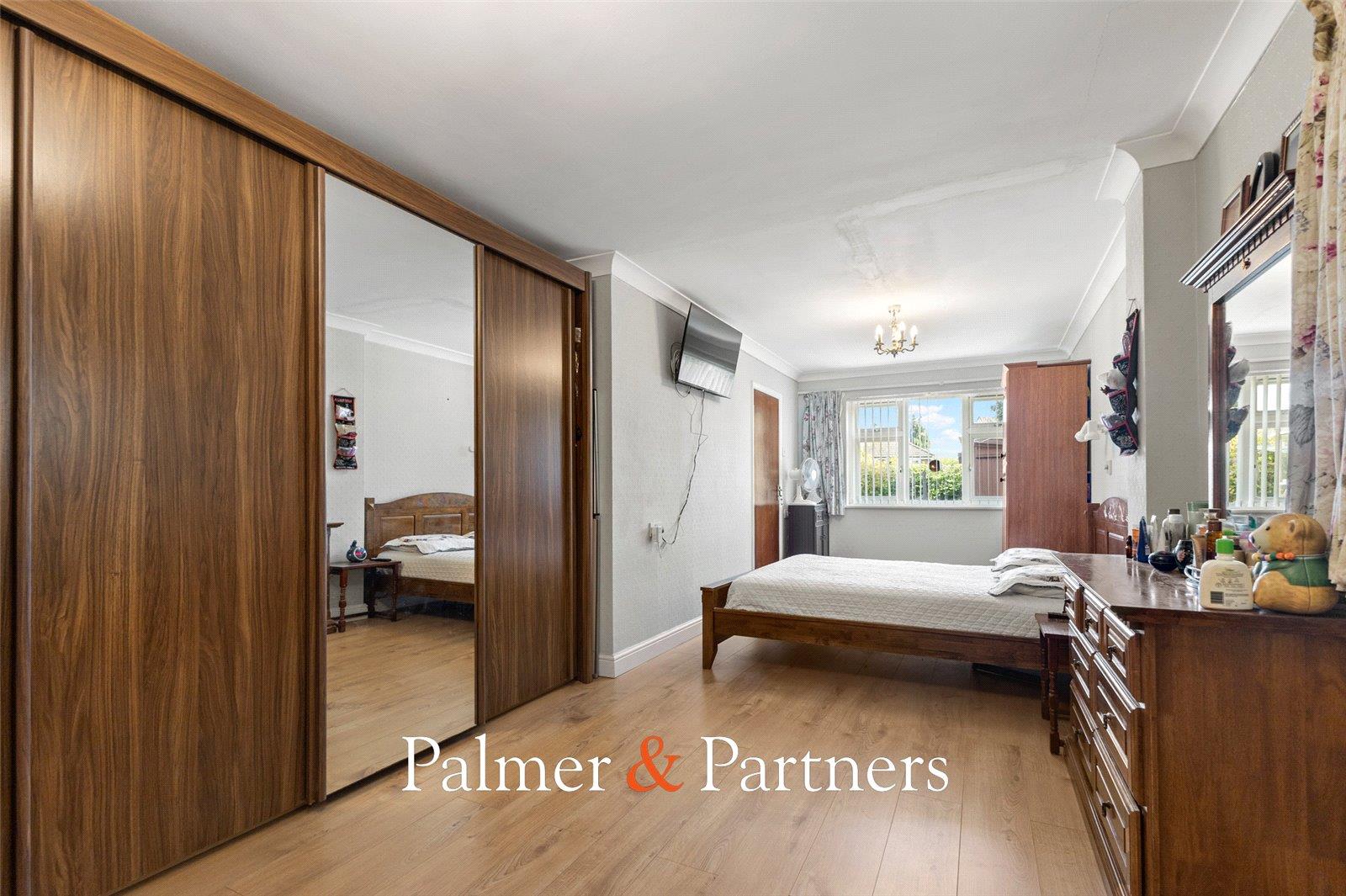 Property Image 27f760bc-530e-4f75-b1c3-a4fe45bc0741