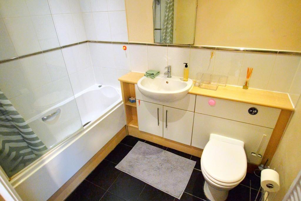 Property Image 280d9494-8951-4e55-bce3-e38a883eef96