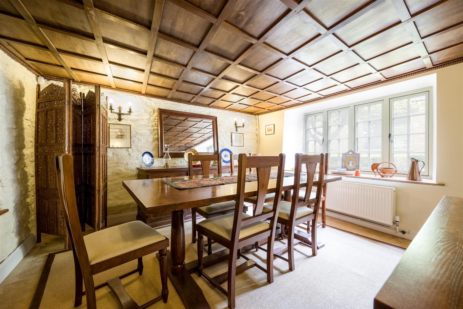 Property Image 280fd513-0d29-42a0-8f89-24d97e12ec90