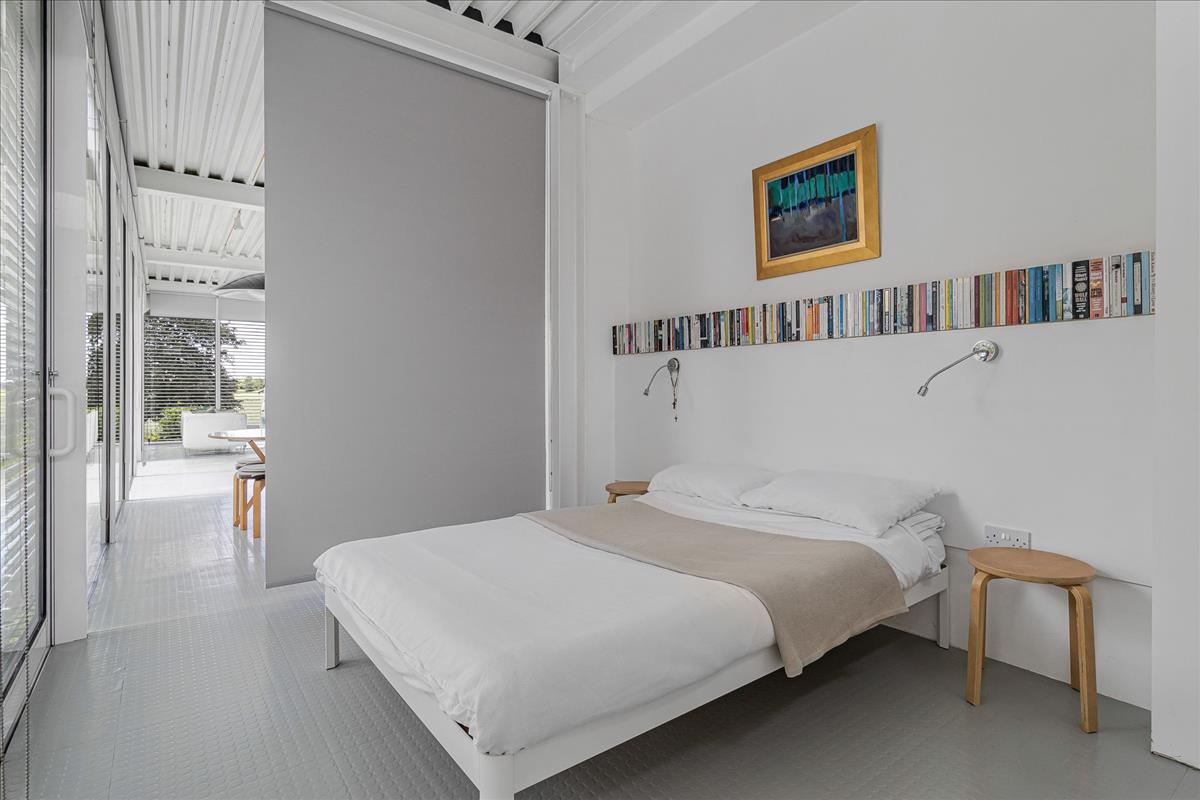Property Image 282239f0-c6c0-4b46-bacc-e68e5f07e472