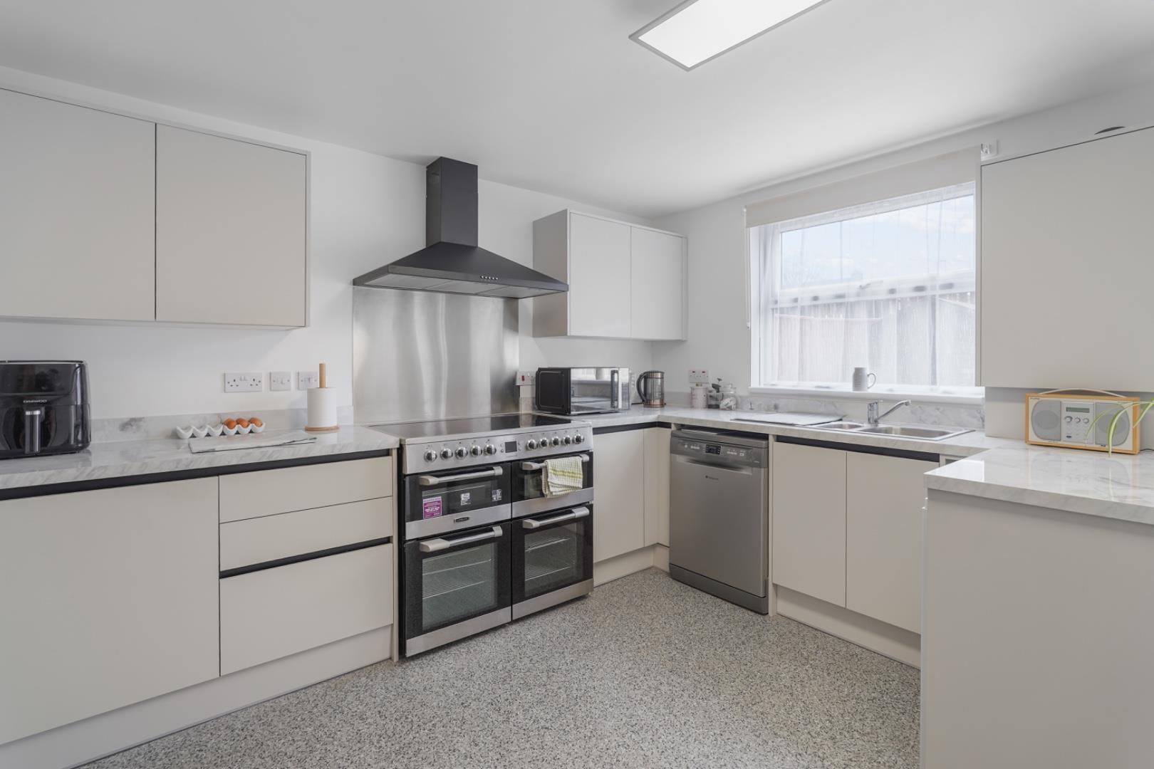 Property Image 282ad903-d14e-40e3-a3c7-e17e9d29e239