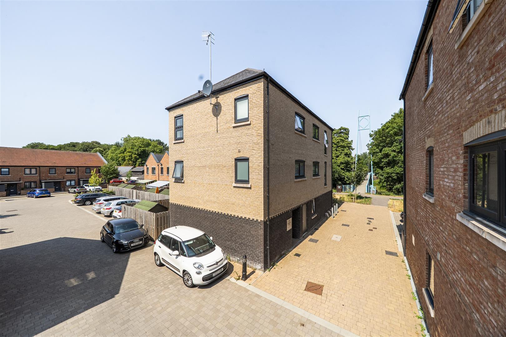 Property Image 283be1a7-9958-4d07-a62a-2892bebfa112