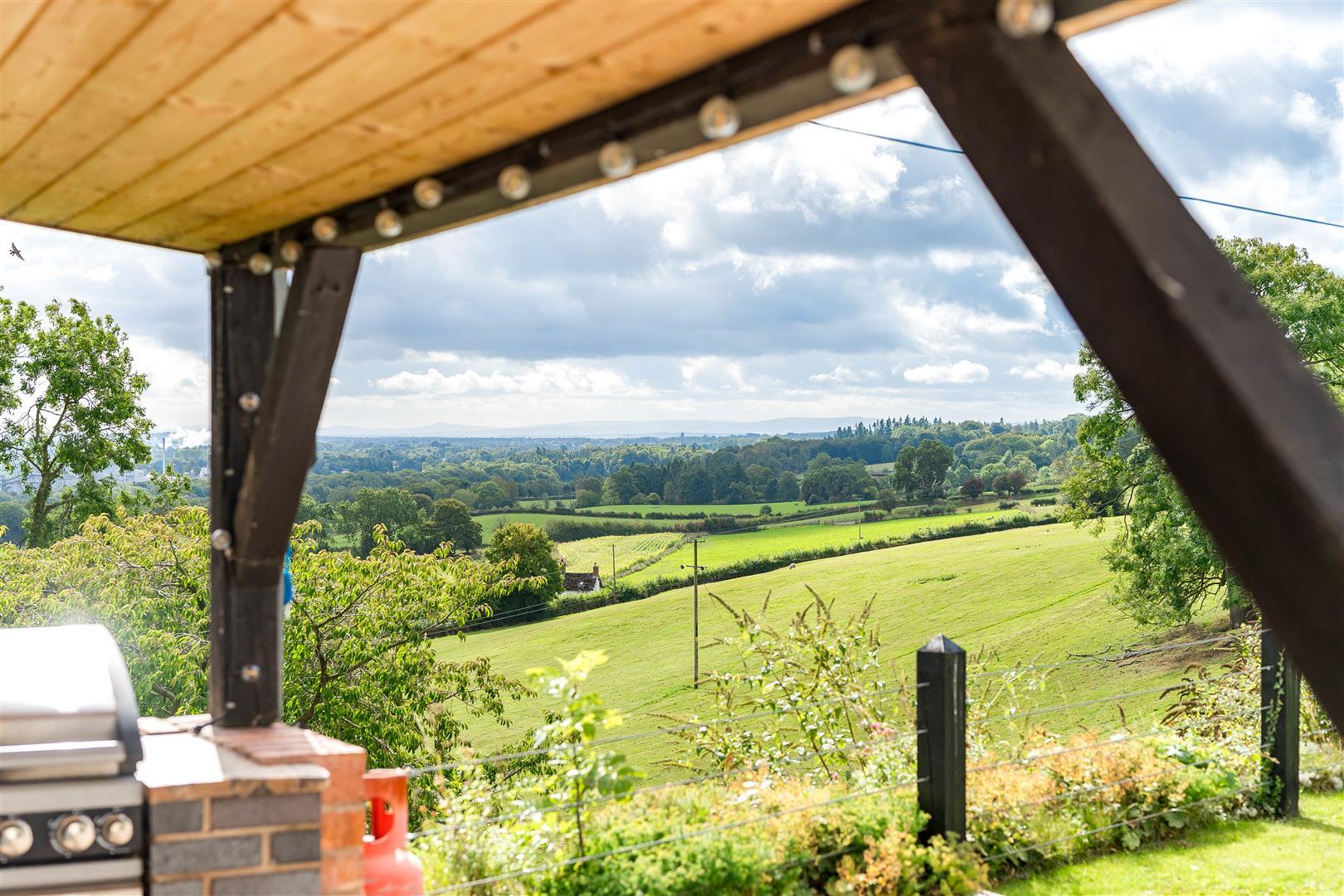 Property Image 285e49e9-9f62-4acb-a068-6de4522bdb28