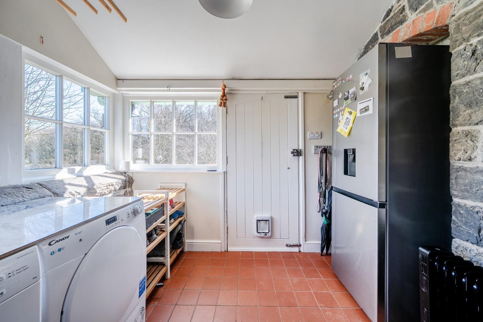 Property Image 28774887-18ce-4915-9a25-31e0145d2d57
