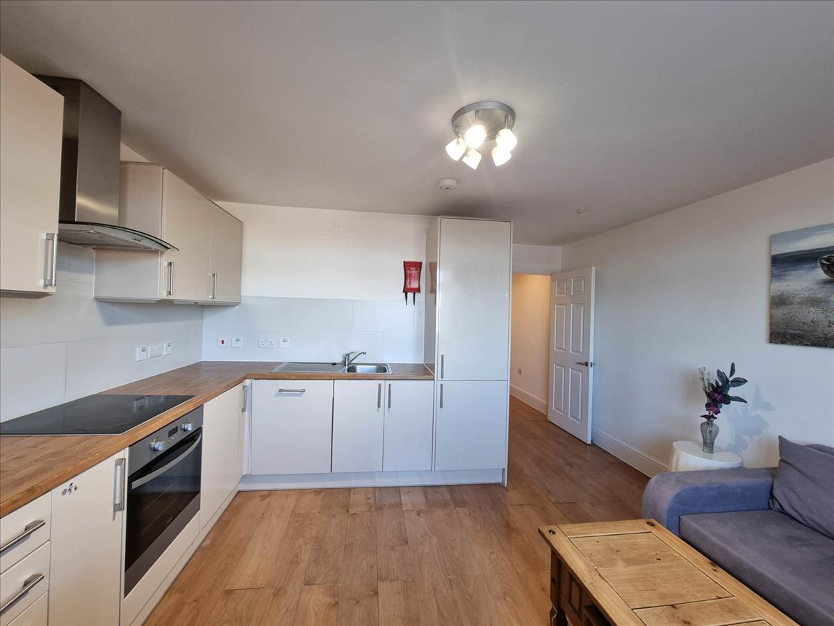 Property Image 28b932be-ad50-47fd-8331-ea8f094b0440