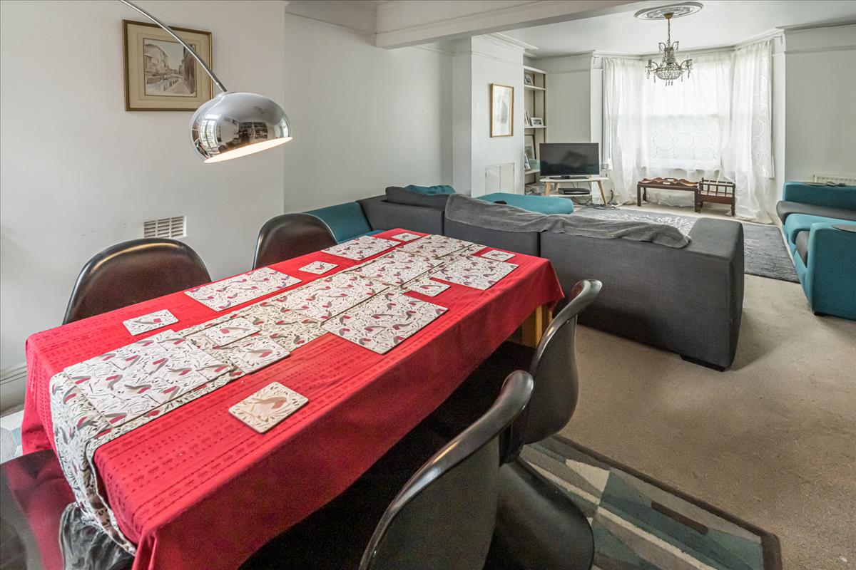 Property Image 28cae87f-8de8-4890-be17-045471f3c0e9