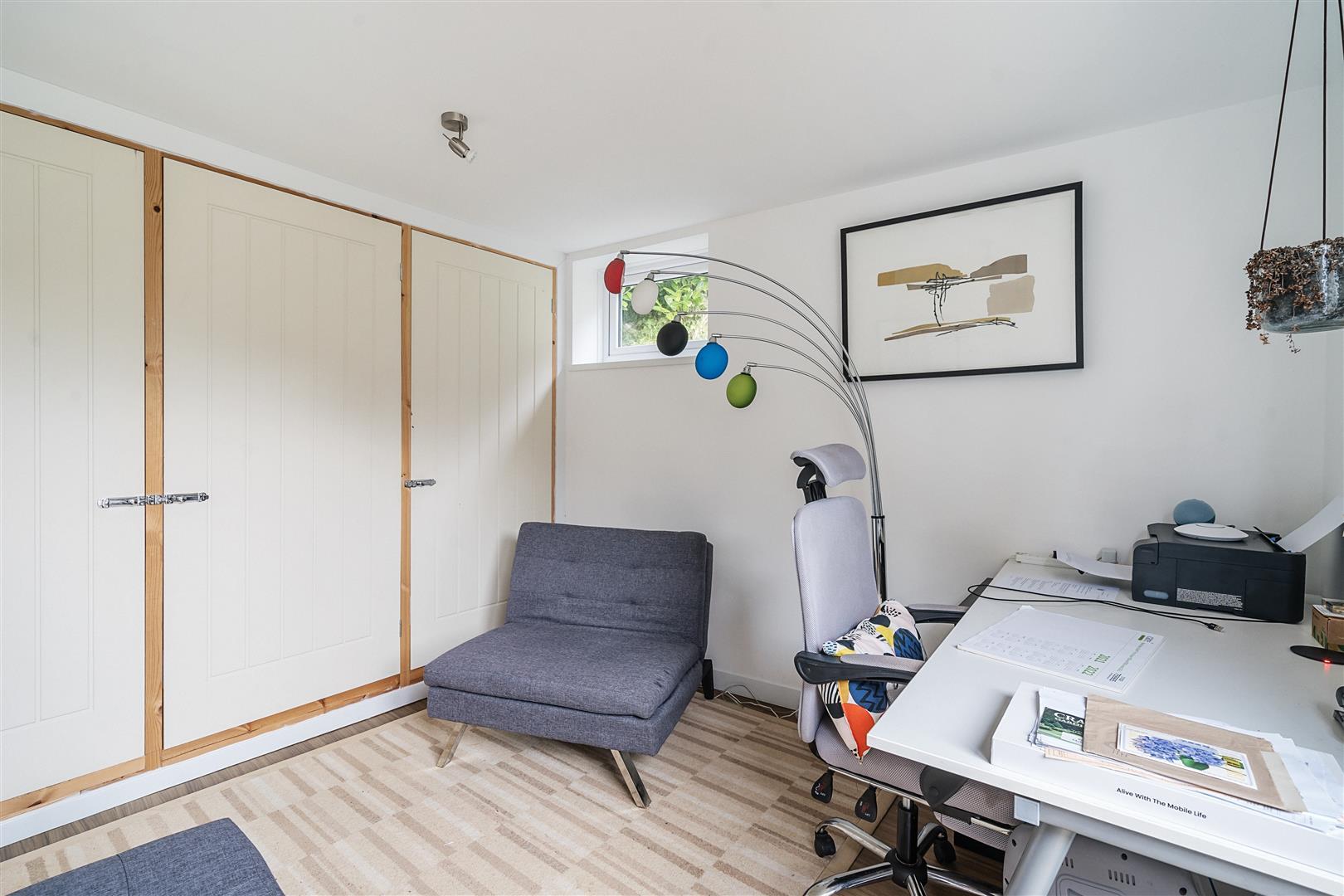 Property Image 28cef32a-ff36-491c-ade8-419d715236bc