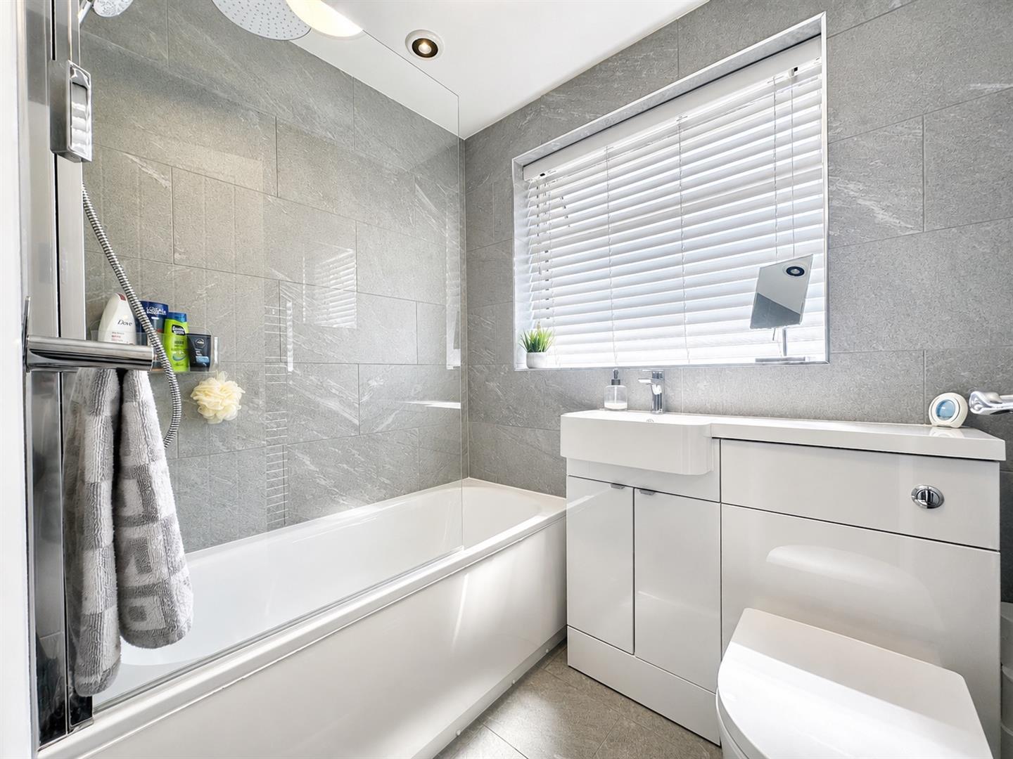 Property Image 28d23d19-b725-4d9f-8cd0-e04aa60b4d17