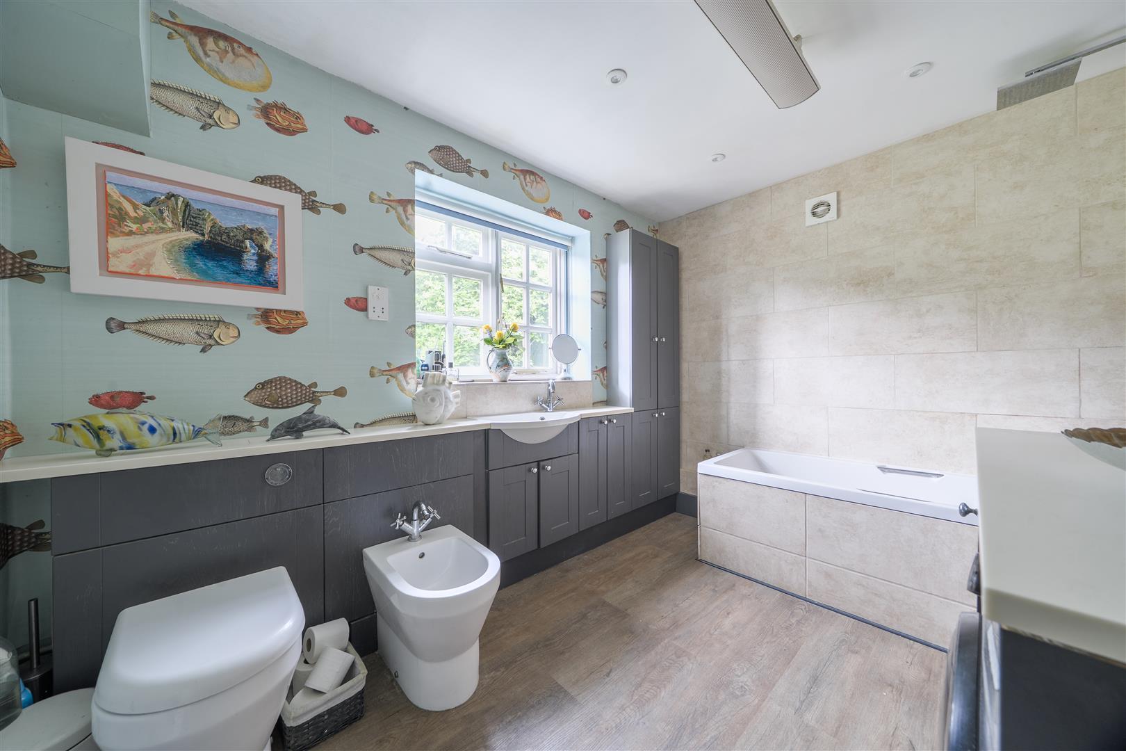Property Image 28d494aa-d318-46ca-87c2-e452cf1979e9
