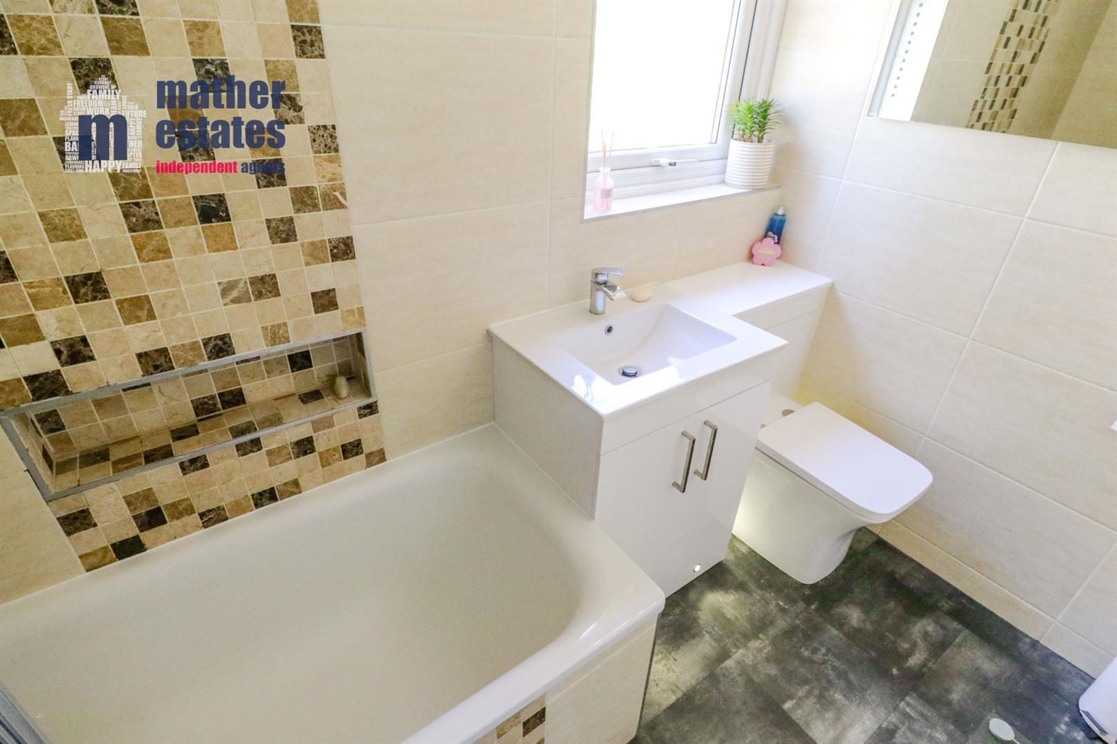 Property Image 28d80a24-d16a-4cd8-99ed-9a789531ff24