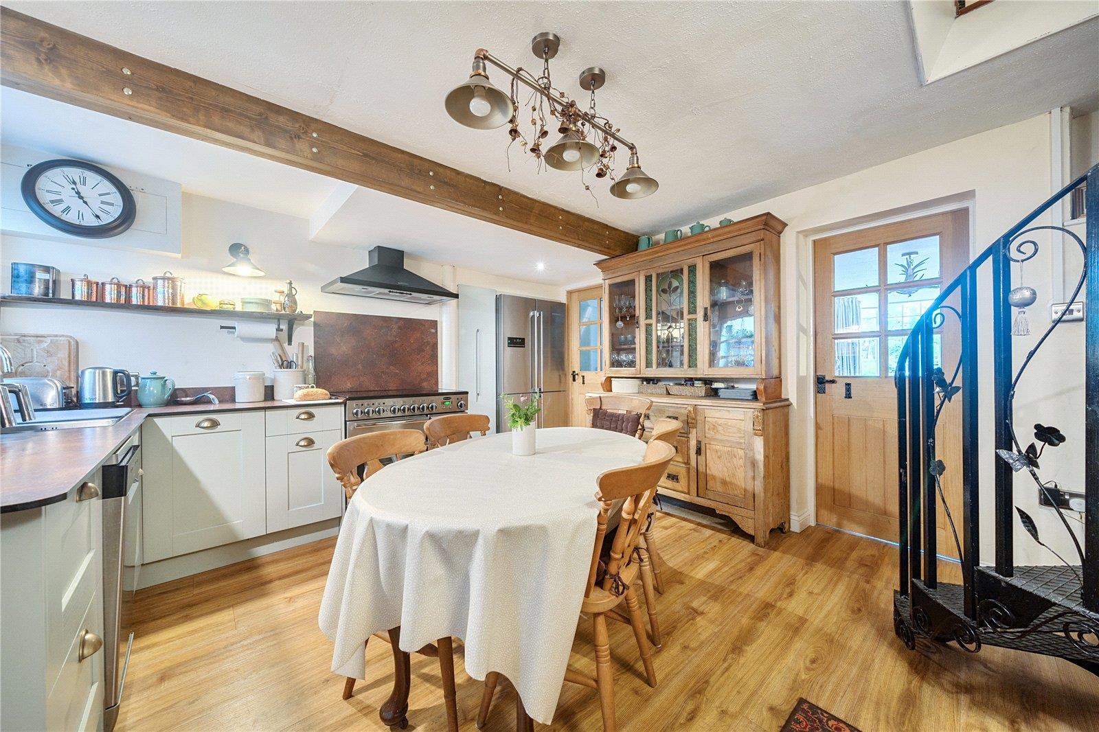 Property Image 28f7088c-06f4-424c-82aa-417631b63113