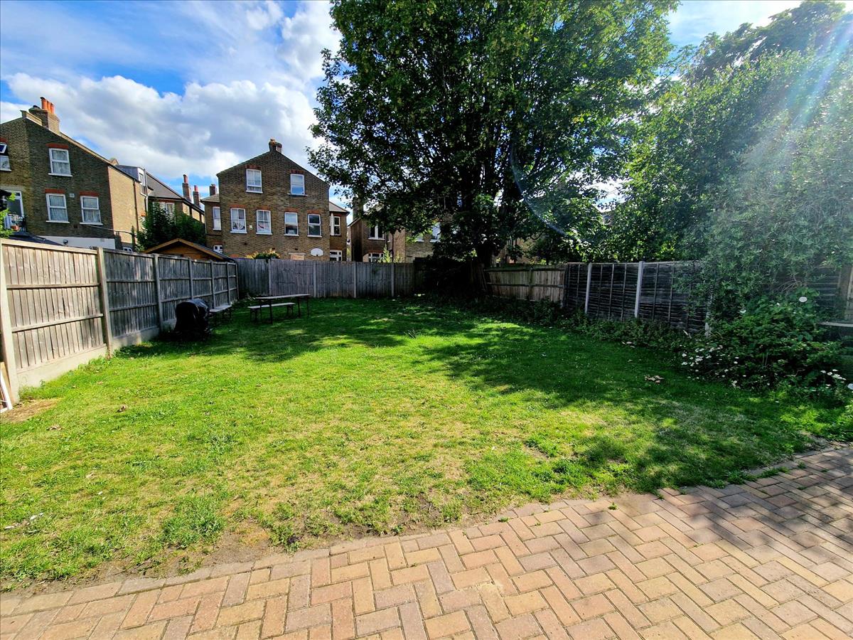 Property Image 28f71386-1326-4706-b20d-15ad50130a90