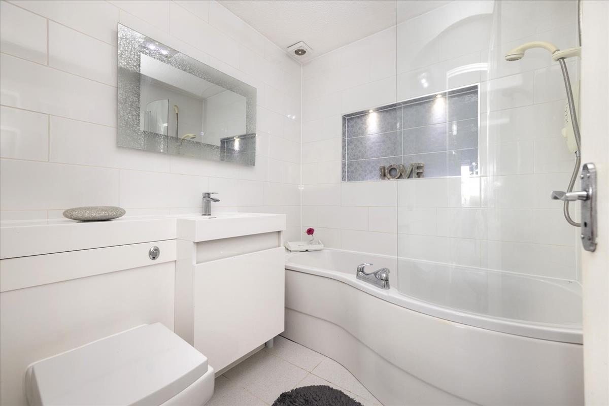 Property Image 28f720b2-0b7c-421d-856c-efdb31257935