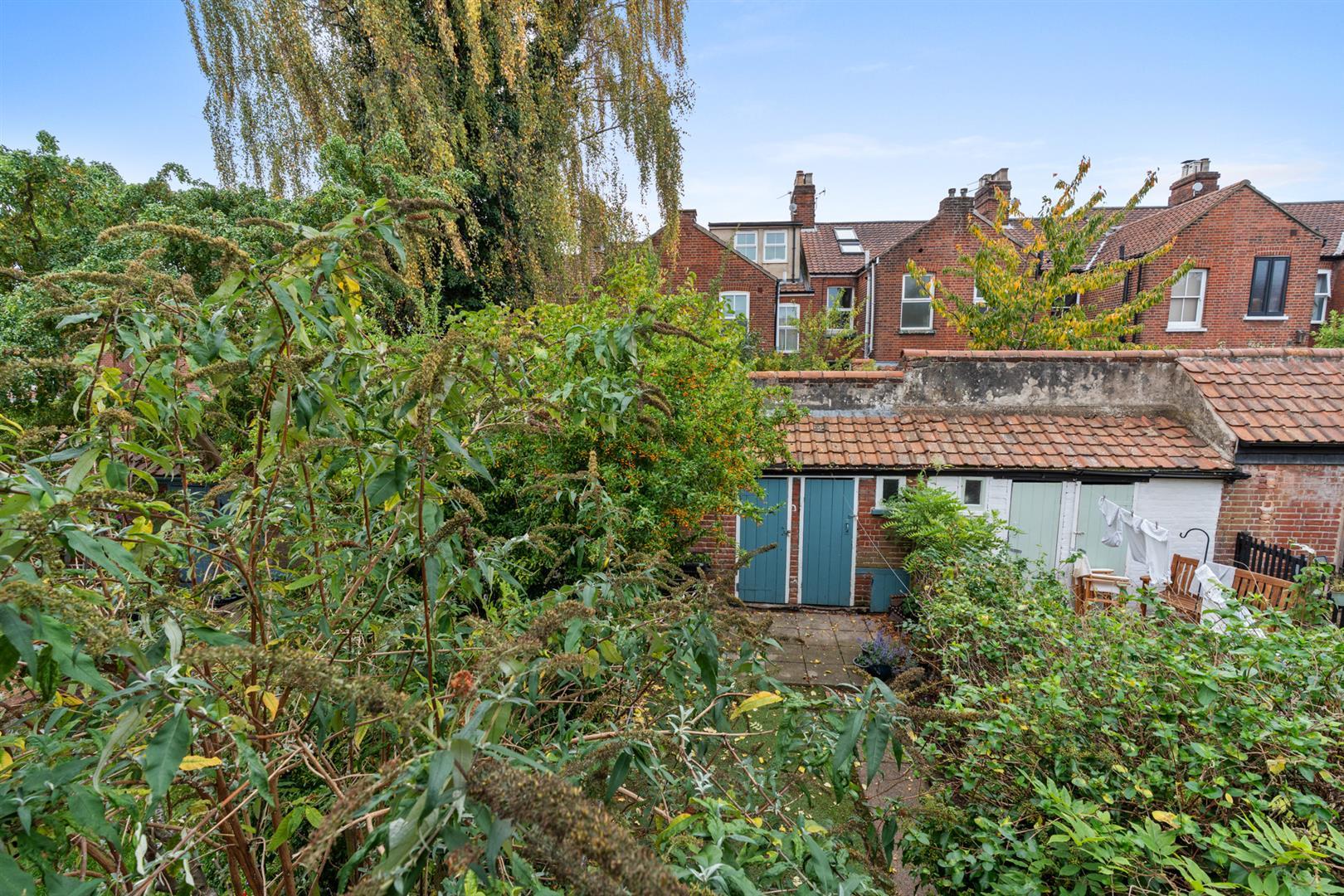 Property Image 28f8001c-c54b-481e-a357-efbab4126c9c