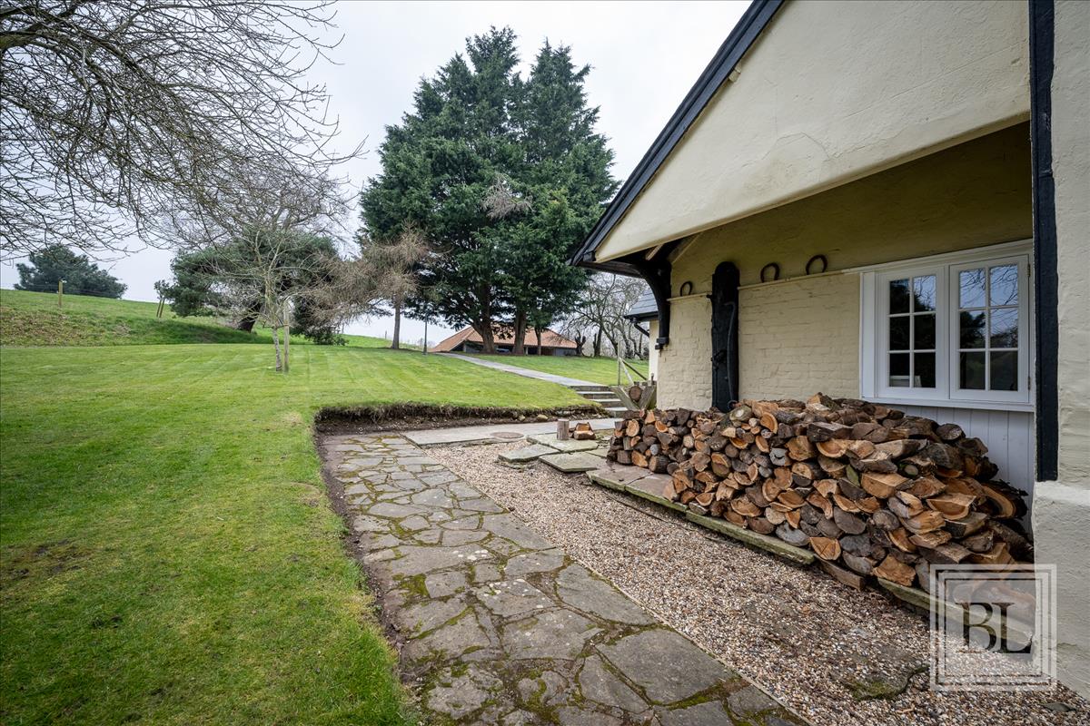 Property Image 29065e54-bcd6-49ca-9e6f-31a2954647d7