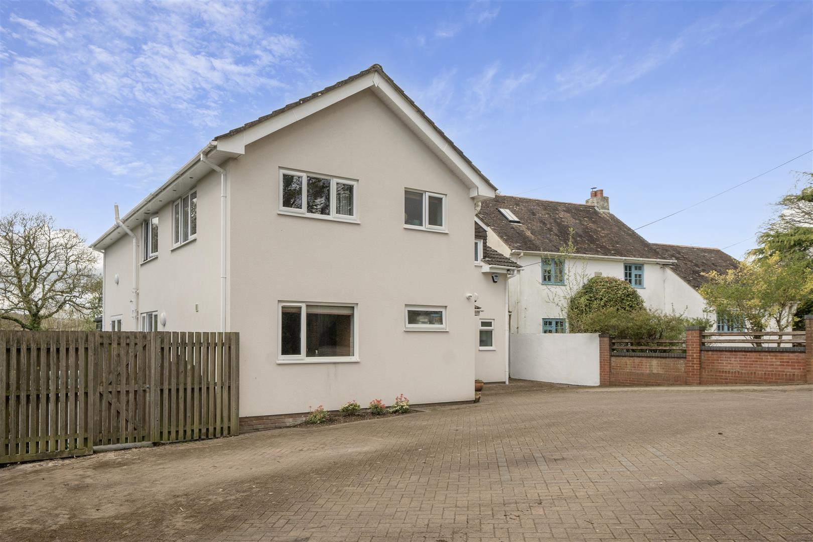 Property Image 2920e4e2-50a5-4b6a-8a74-ea5087ec693e