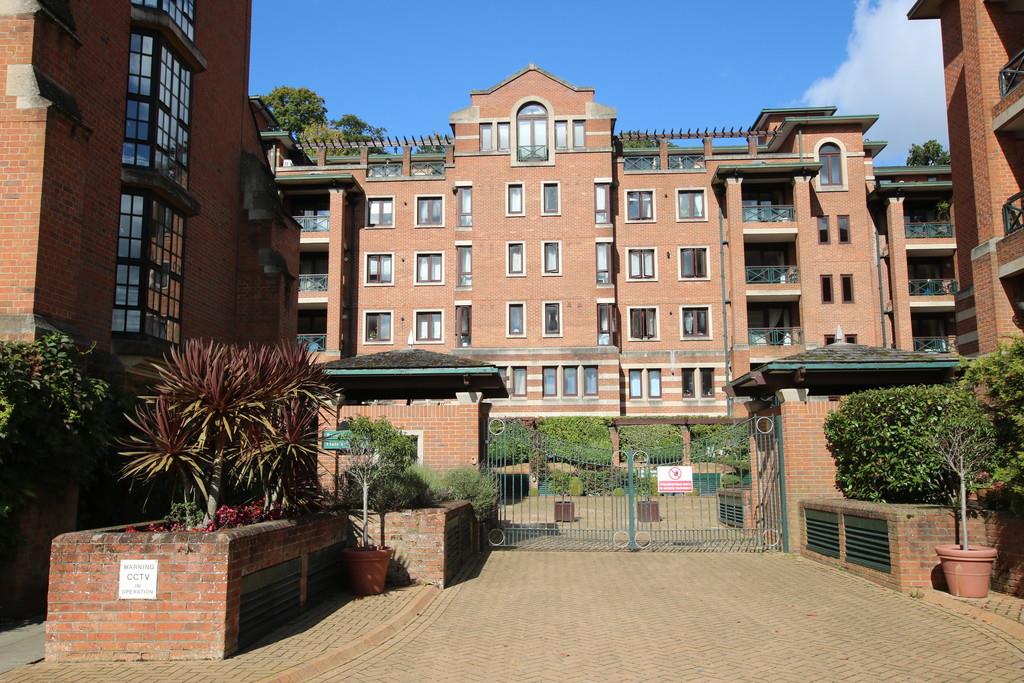 Property Image 29398789-c7ff-4a87-bdfa-8cbeab7ea2b4