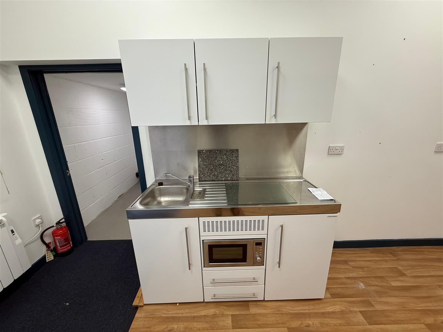 Property Image 293a0ee4-66a2-45db-a3b7-e521e35995af