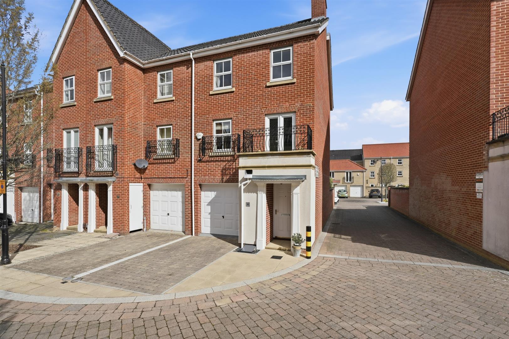Property Image 2945b218-9e82-4871-8bb3-bb23abbb0735