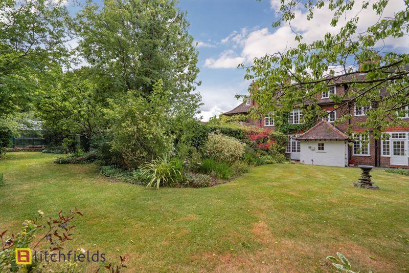 Property Image 2945d583-1b2c-4e45-828a-12e2a74db28d