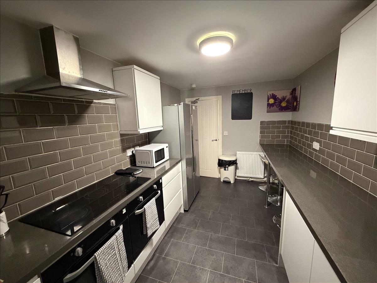 Property Image 294c4480-2a50-499c-b004-d0c8c962ca87