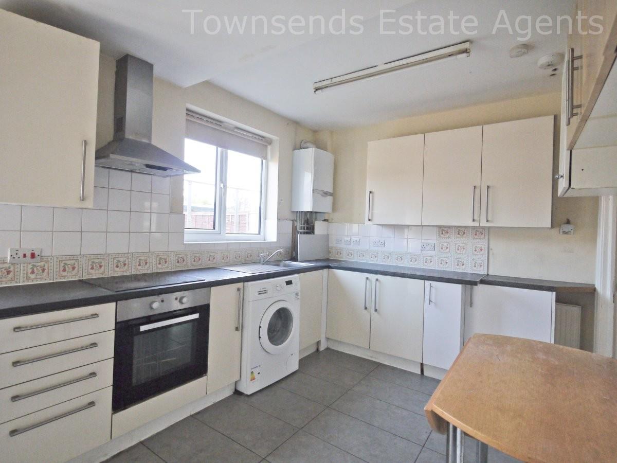 Property Image 296047a2-36df-4032-83ea-04a2e41640bd