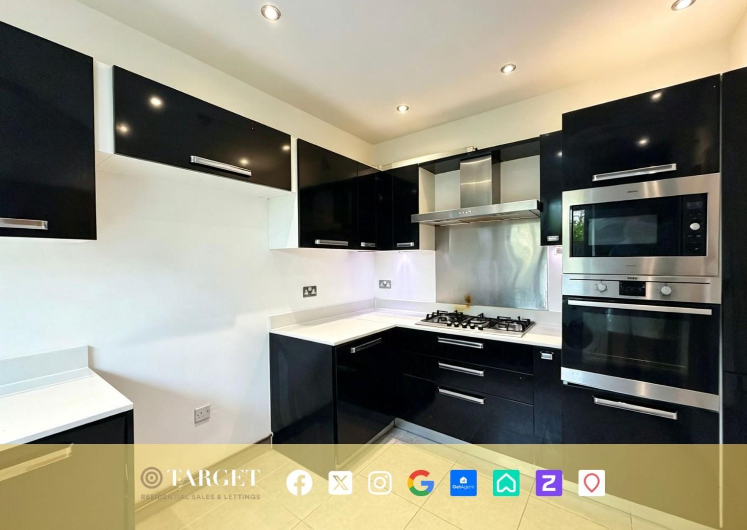Property Image 29664448-c77e-4b43-b79c-8ca3ca7088c4