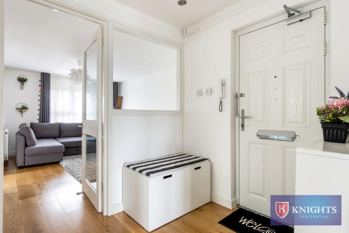 Property Image 296ac498-02a6-44de-bf70-b4e32d8bef8b