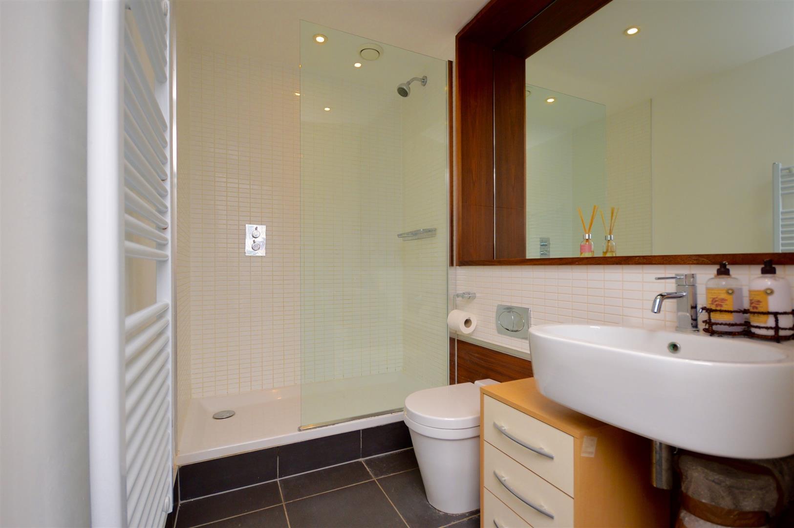 Property Image 29733364-11dd-48cb-aa53-30c8ba06a751