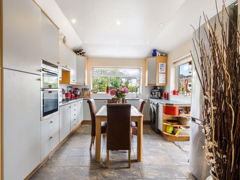 Property Image 297a6dd1-db3a-4918-8f40-394da6a6f70e