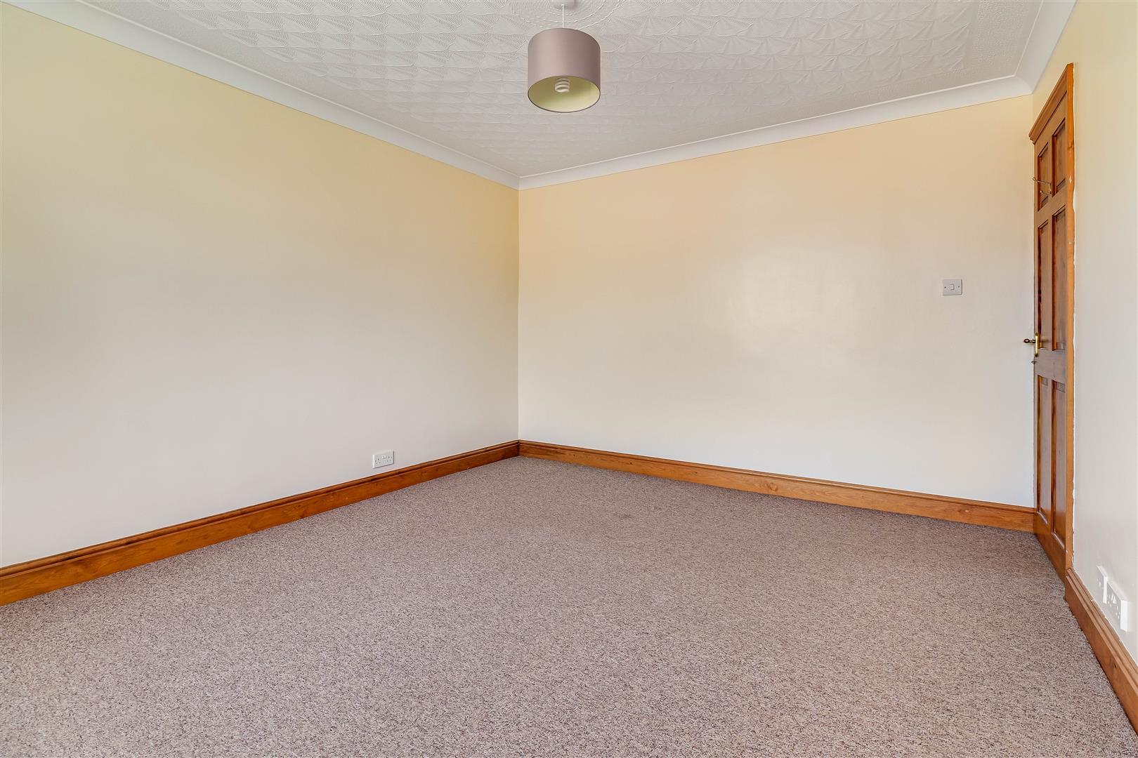 Property Image 297ab986-34ad-45c0-b312-a54d0b252e37