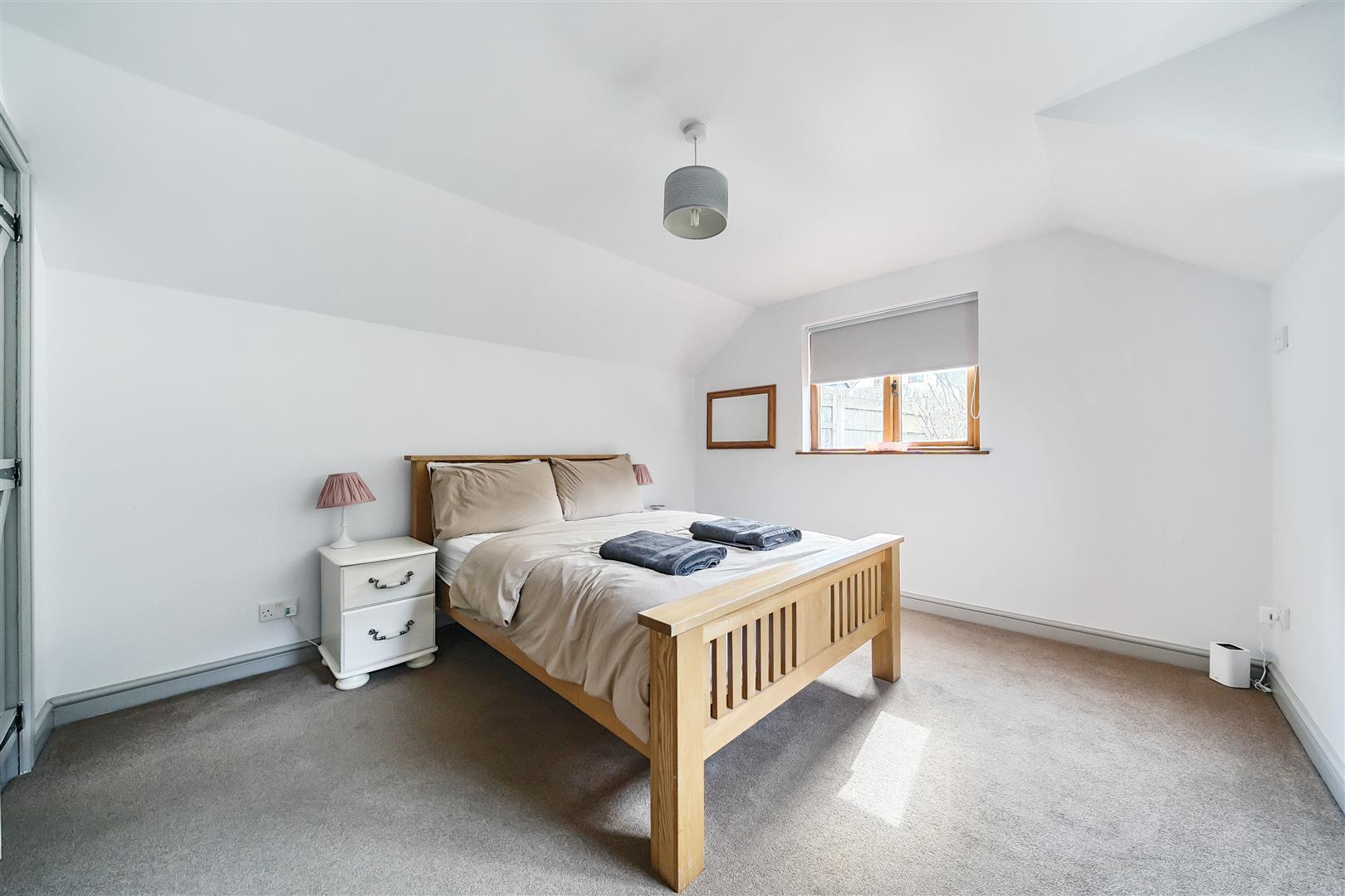 Property Image 29806120-3c5c-4723-b6ae-8f743739901b