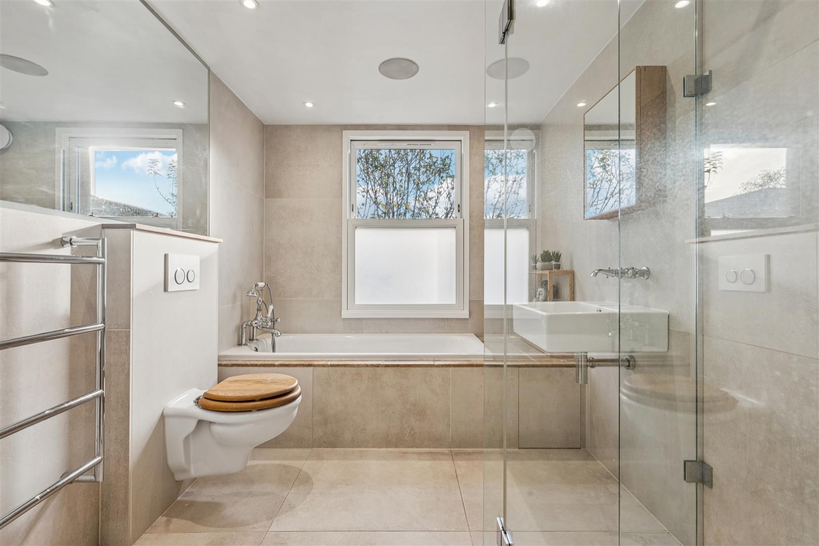 Property Image 298bd099-70de-4c4f-befc-1fa2075e9148