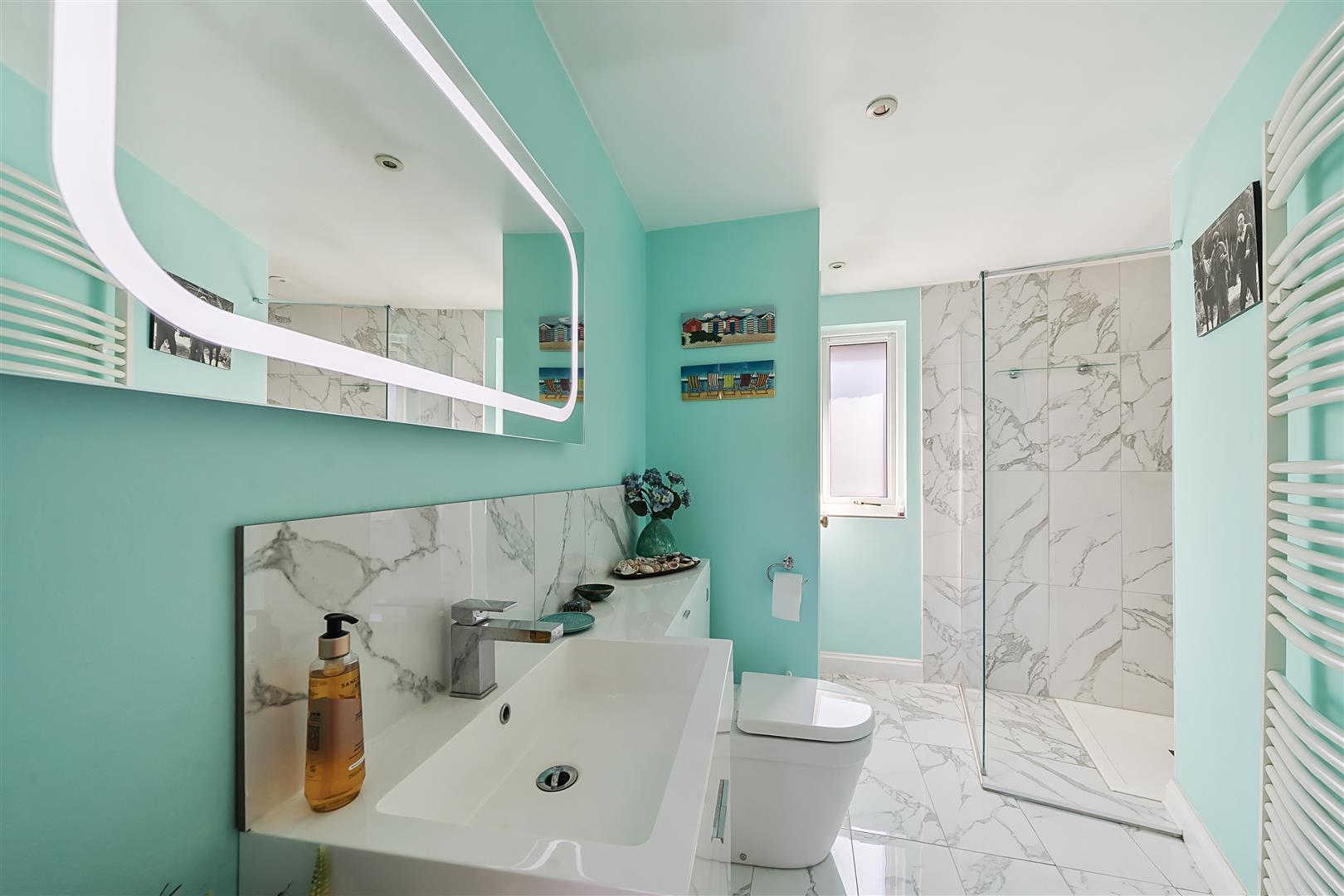 Property Image 2997c632-5de9-49f8-8f6c-d67cba85a6a4
