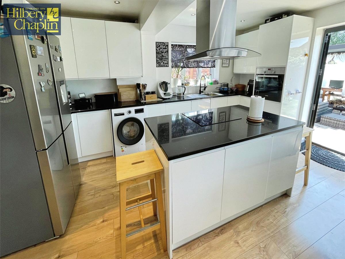 Property Image 29982d2c-ffb0-4d18-94ea-935209d9a393