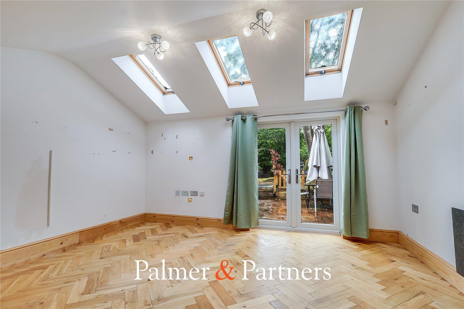 Property Image 29a543bb-641f-4e02-9cbf-f2d221b4b2f4