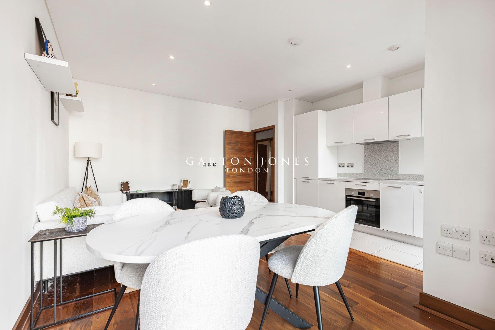 Property Image 29a591fe-318d-40db-becb-367277f7ea2e