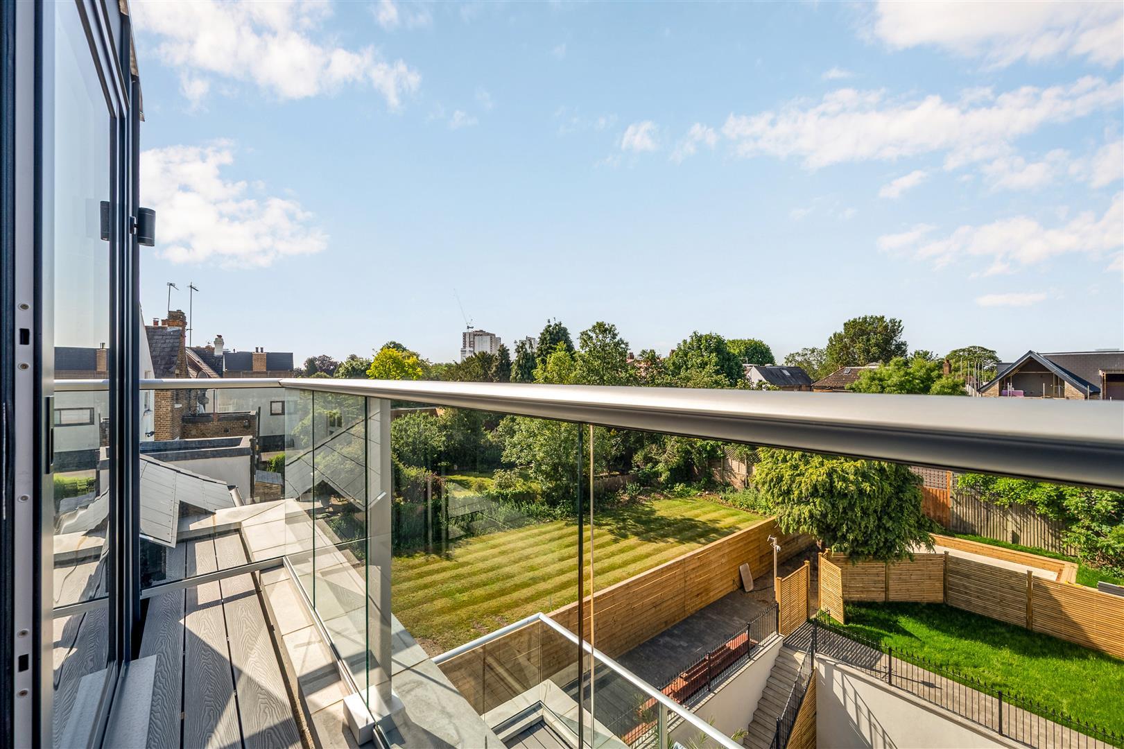 Property Image 29b48257-f1a0-42e8-8921-37f3e273a04e