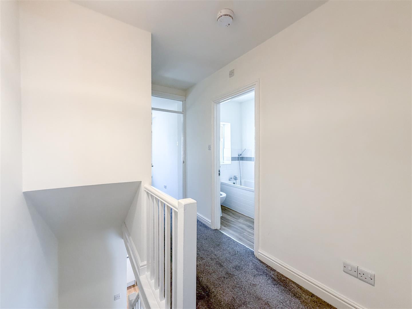 Property Image 29bc14bb-678f-4bb6-8228-15e1fbcf11a8