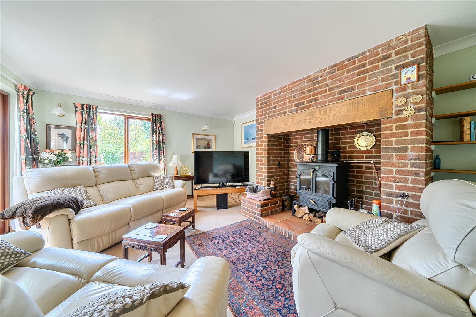 Property Image 29ccfaee-31fb-45f6-9d3d-bf2506de50cd